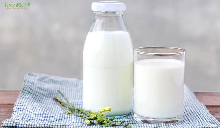 Những tác dụng tuyệt vời của sữa và thời điểm uống sữa tốt nhất